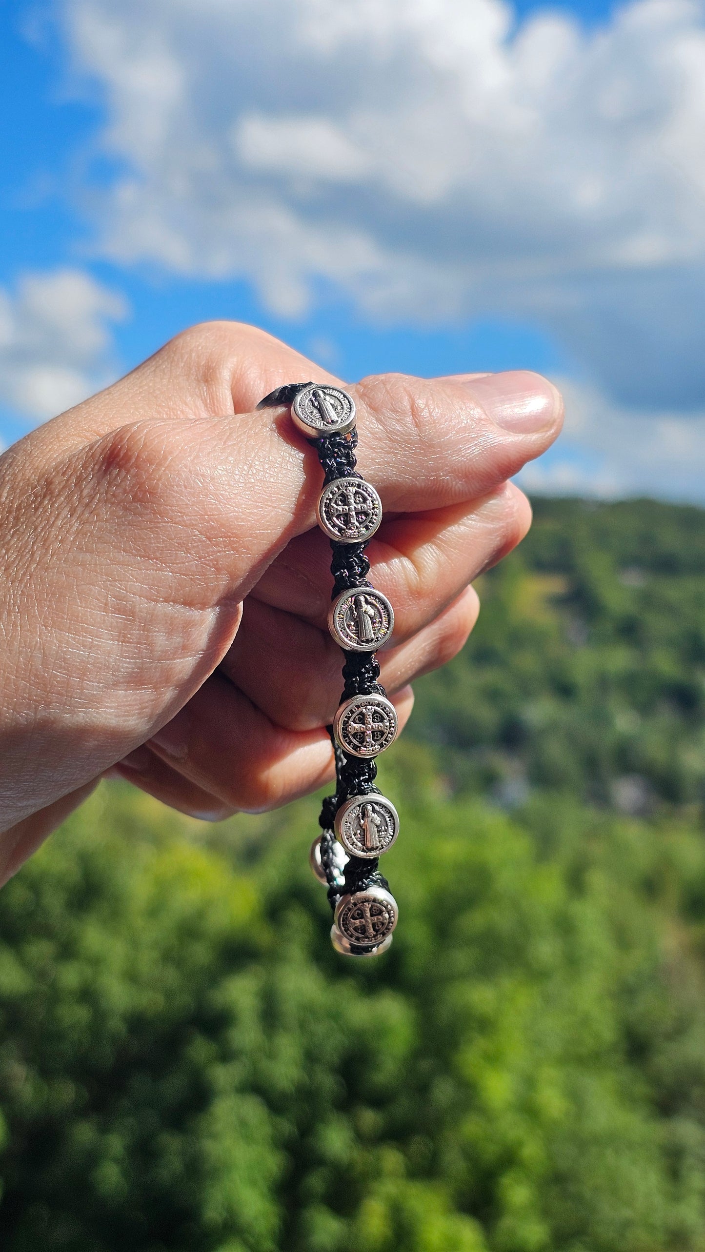 St. Benedict Decade Bracelet – Italian Medals, Paracord Design