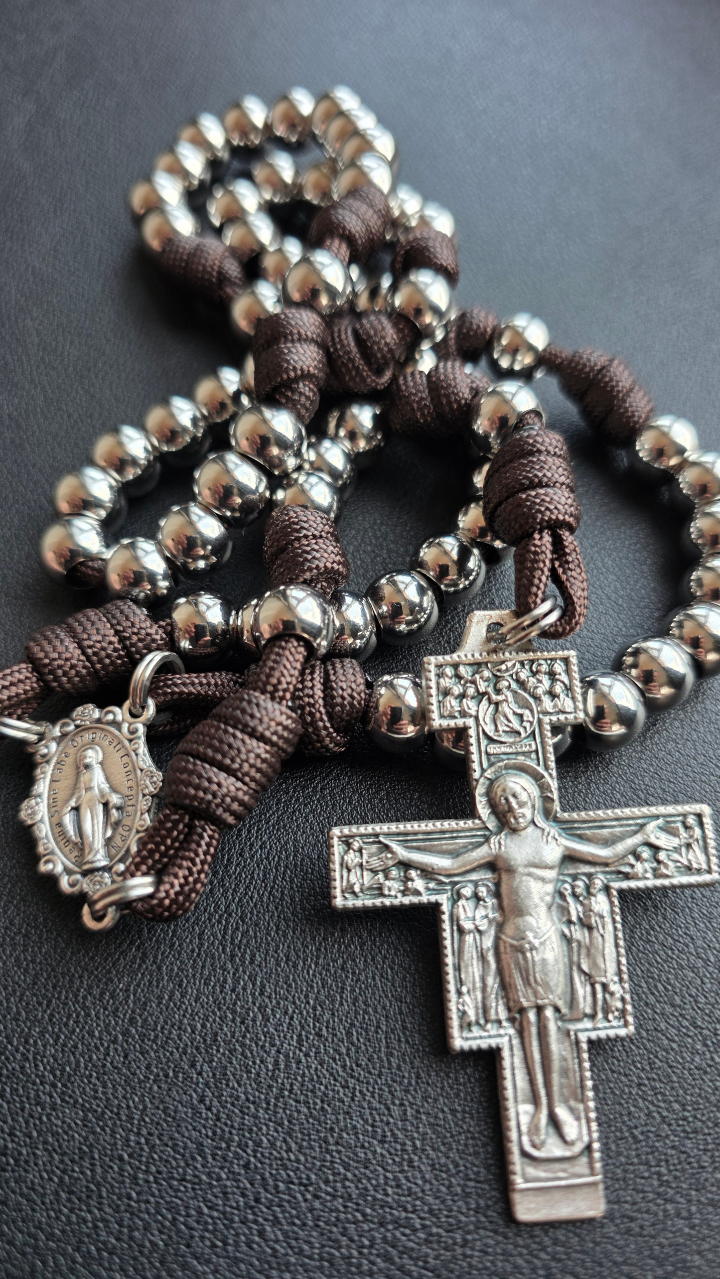 Deus Meus et Omnia Rosary