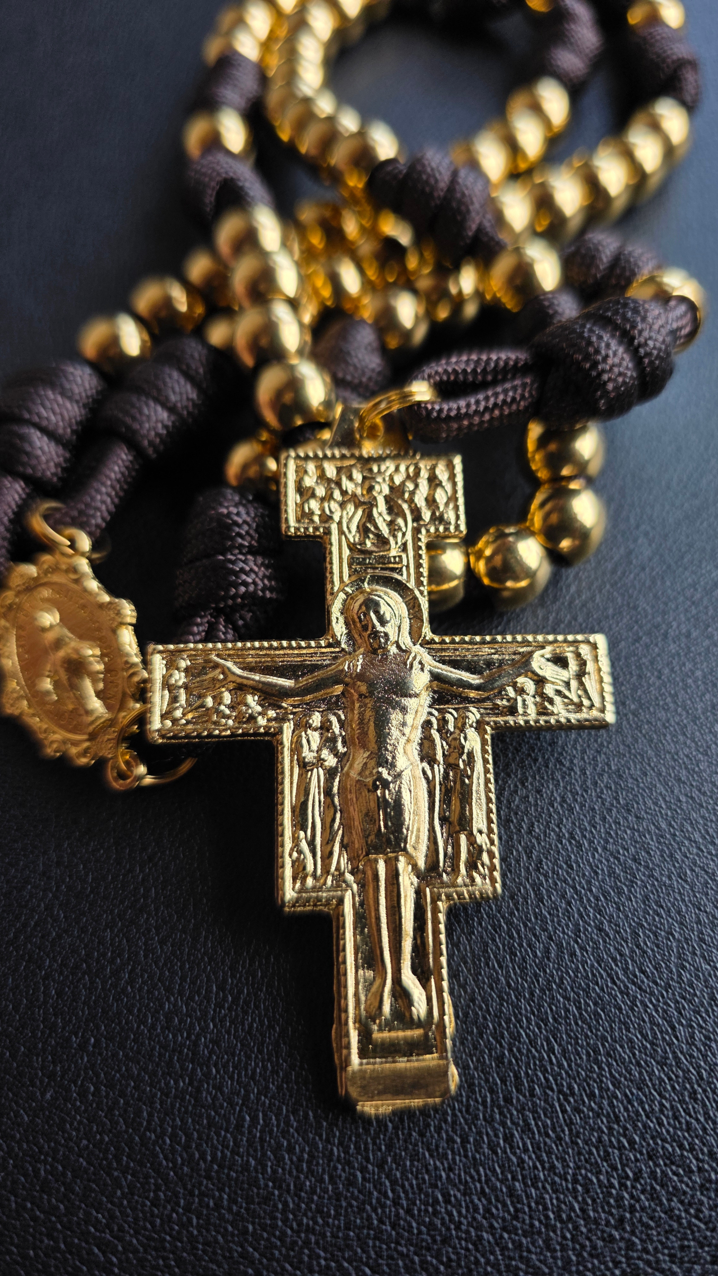 Deus Meus et Omnia Rosary
