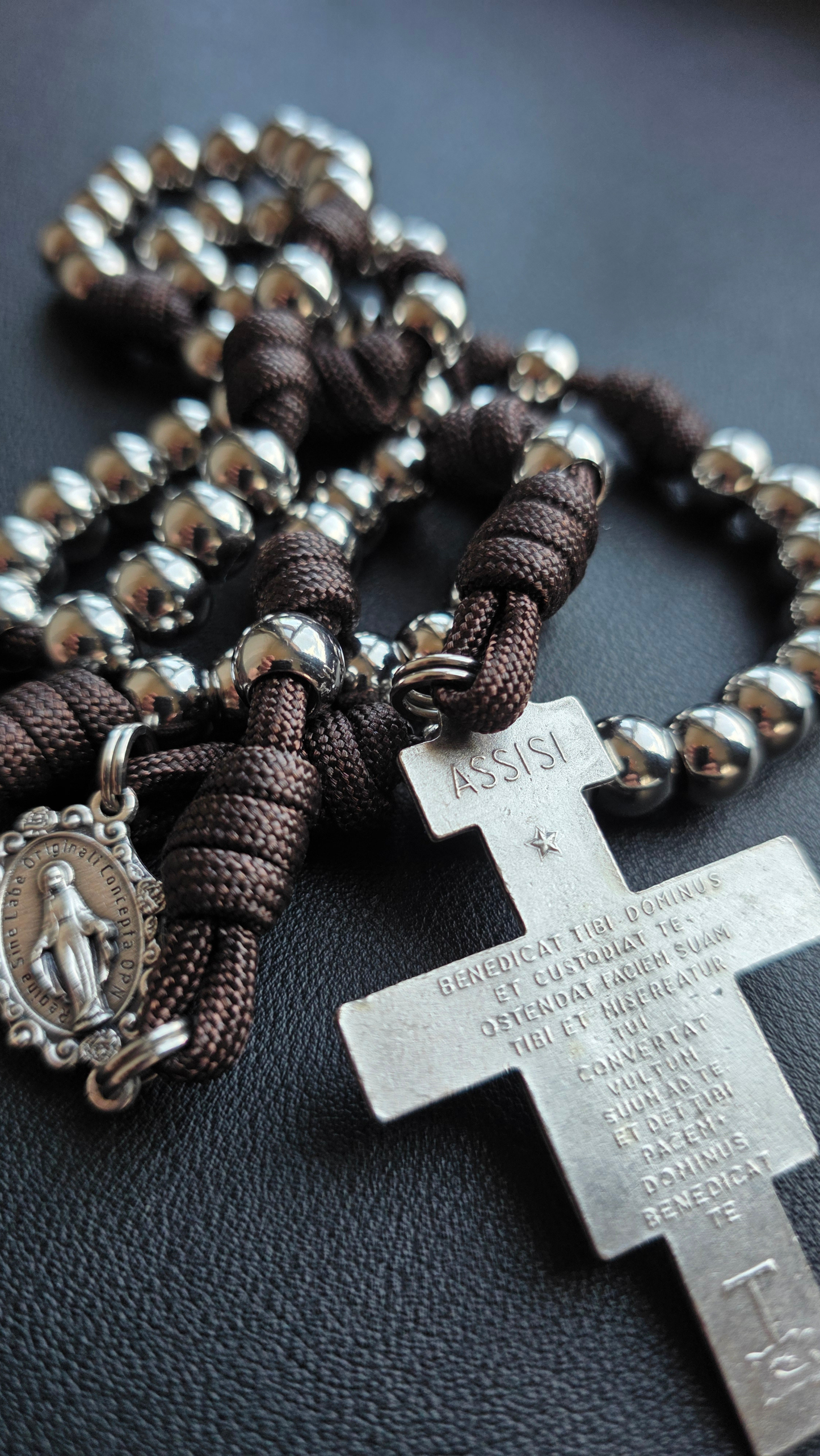 Deus Meus et Omnia Rosary