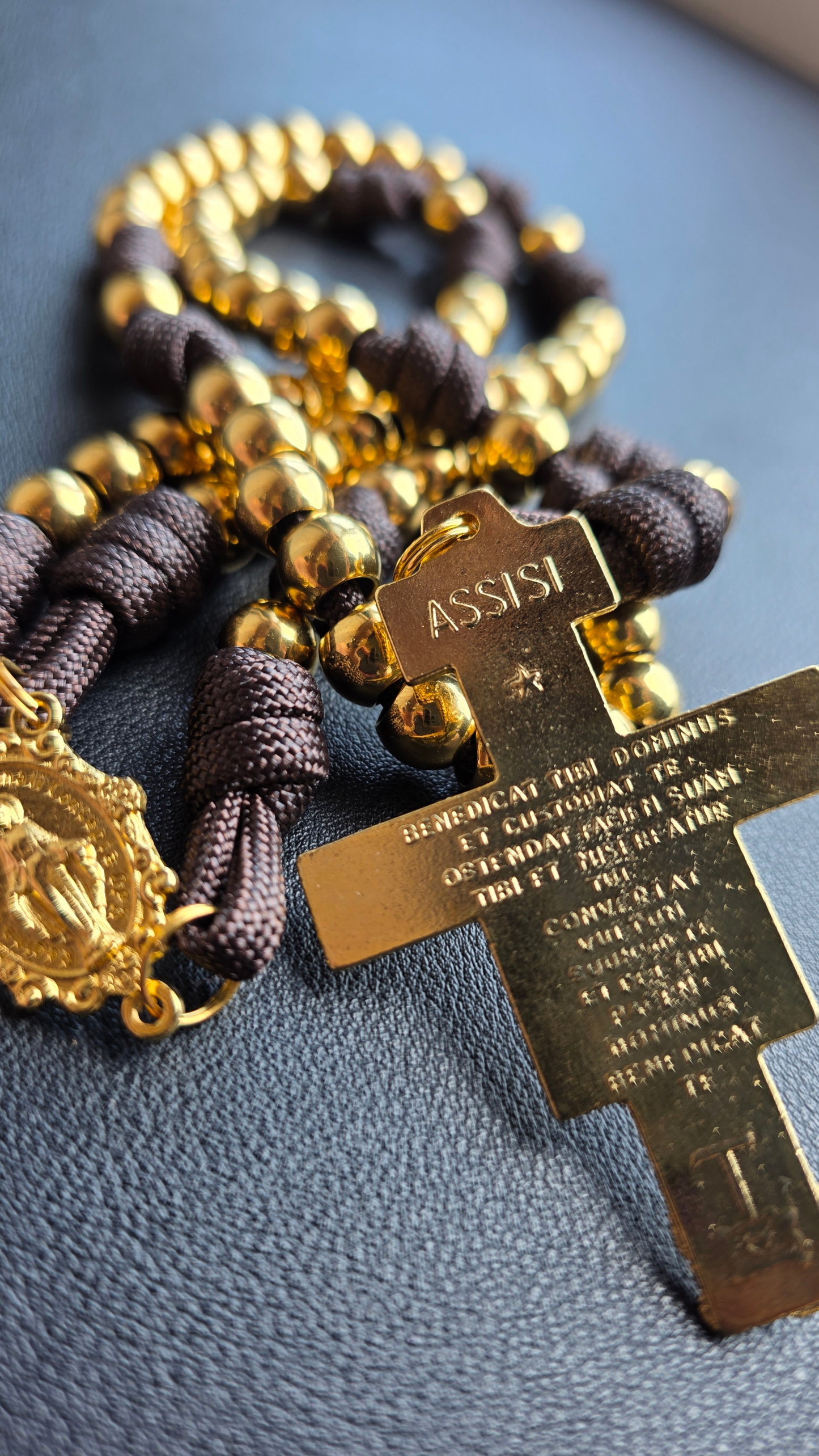 Deus Meus et Omnia Rosary