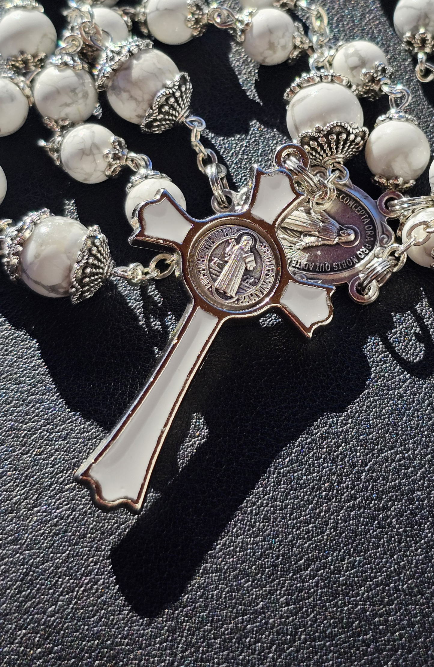 Luminous Howlite Rosary – Natural Stone & Italian Accents