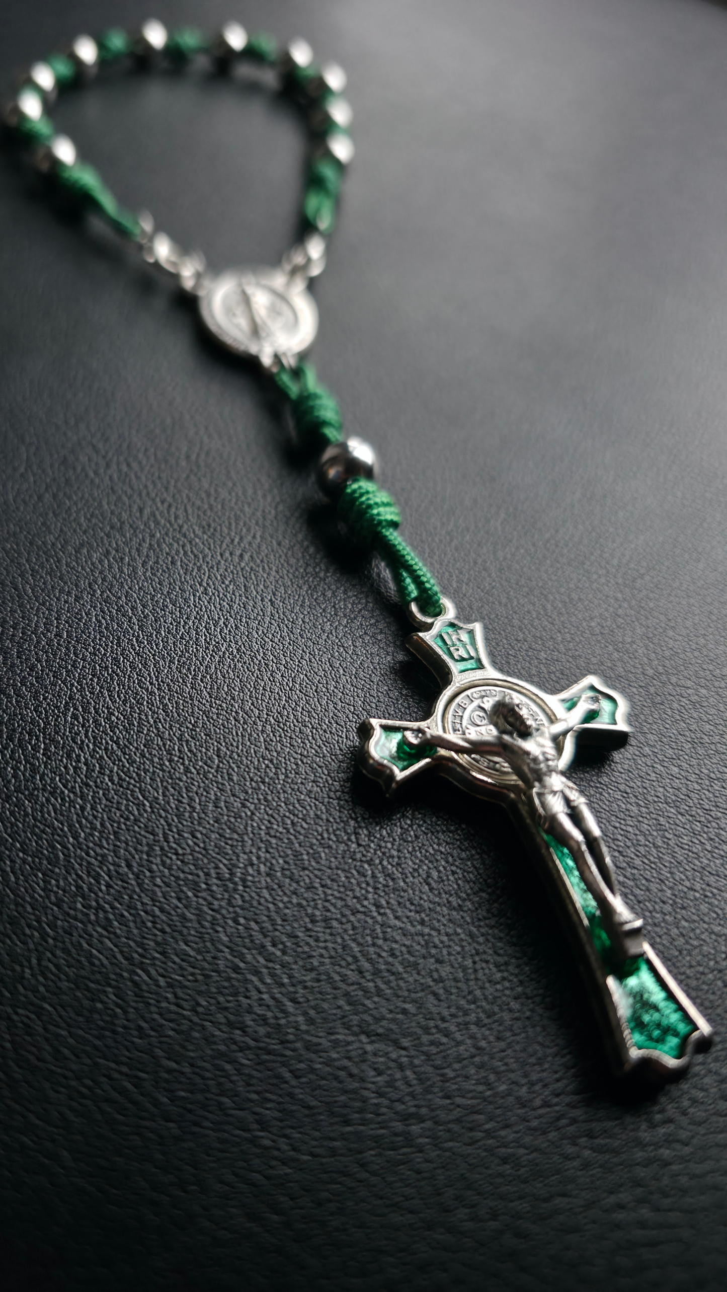 An tSlí Car Rosary