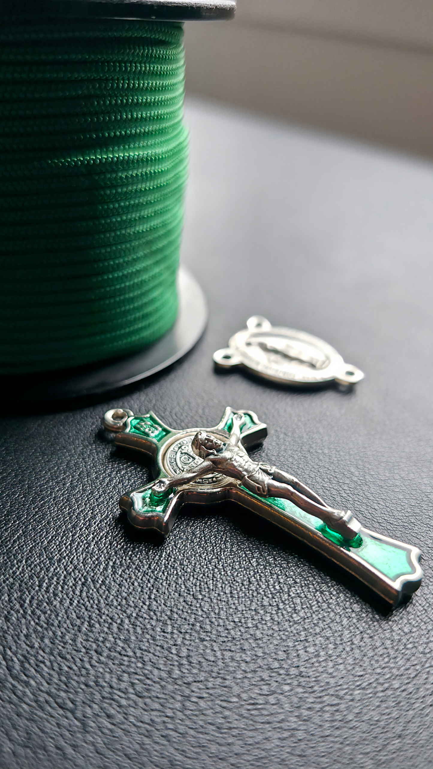 An tSlí Car Rosary